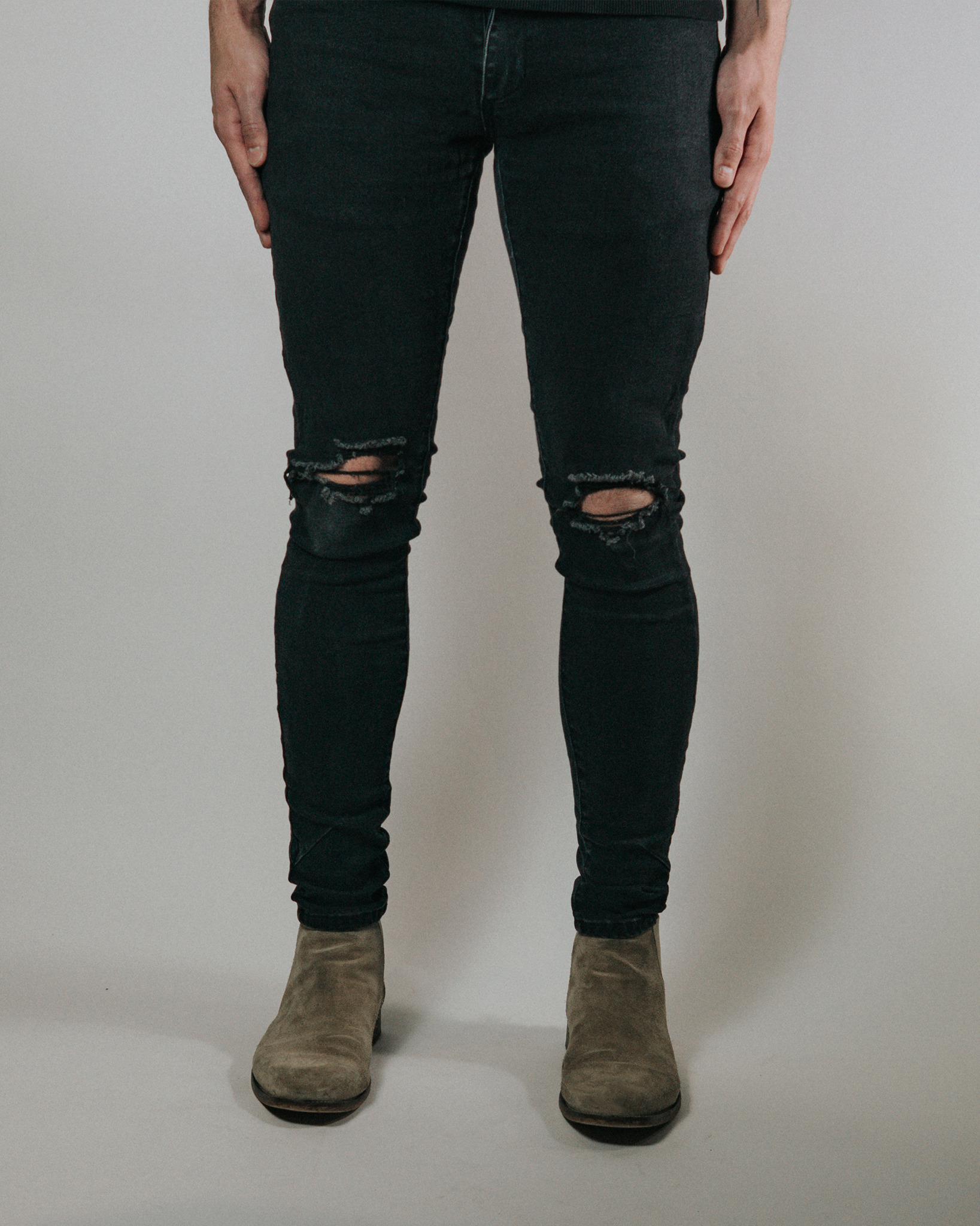 ESSENTIAL SKINNY JEAN : MIDNIGHT BLACK
